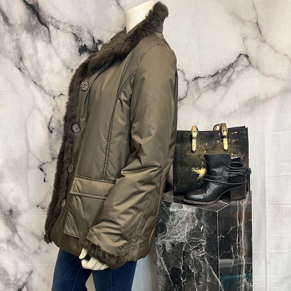 Punt Roma brown quilted jacket with fur trim - Picture 6 of 11